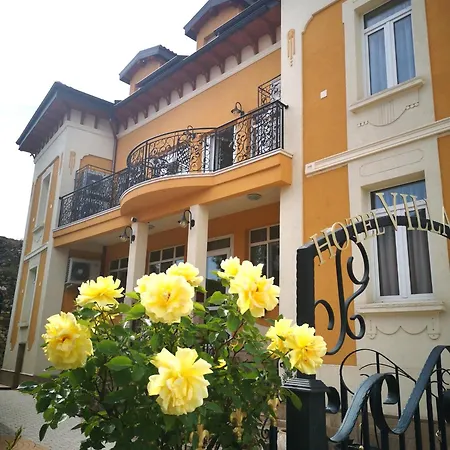 Villa Paris-3